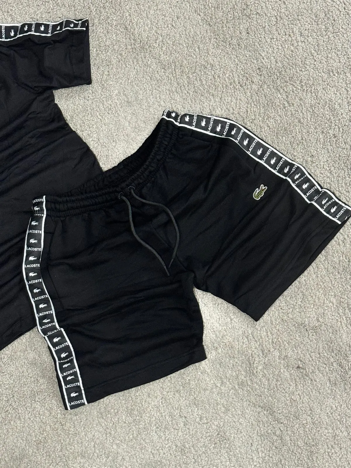 Conjunto Lacoste negro